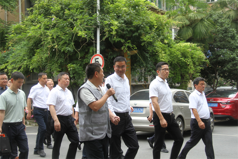 圖2.jpg